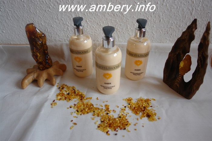 Hand Cream with Amber Abtracts